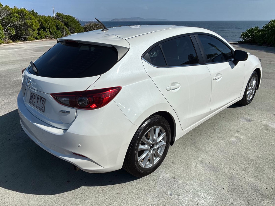 2017 Mazda 3 BN5478 Maxx Hatch Image 3