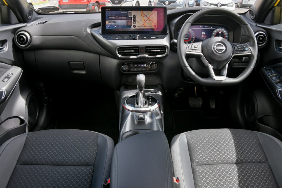 2024 Nissan JUKE F16 ST-L SUV Image 26