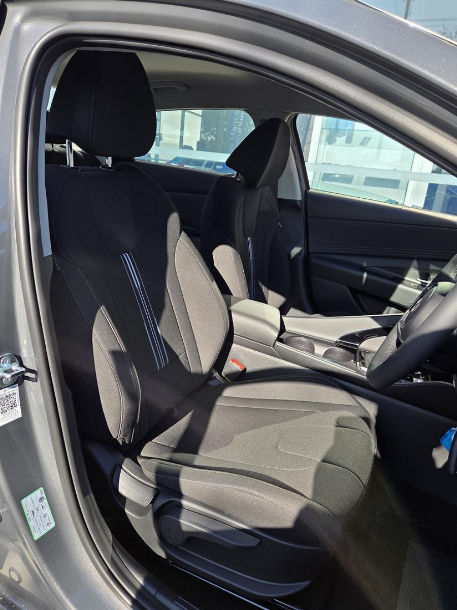 2026 Hyundai i30 CN7.V4  Sedan Image 5