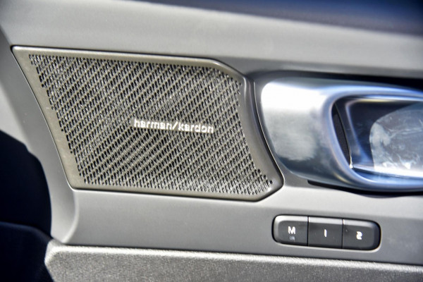 2026 MY27 Volvo EX40  Ultra Twin Motor Performance SUV Image 14