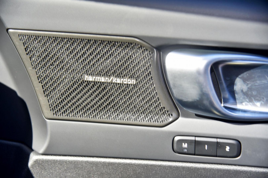2026 MY27 Volvo EX40  Ultra Twin Motor Performance SUV Image 14