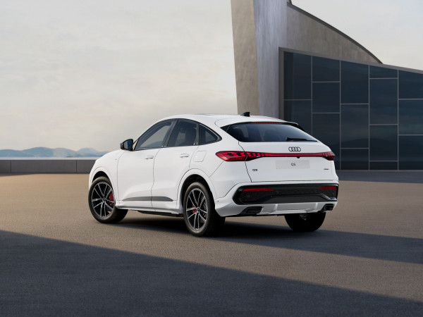 2025 Audi Q5 GU e-hybrid 270kW SUV image 5
