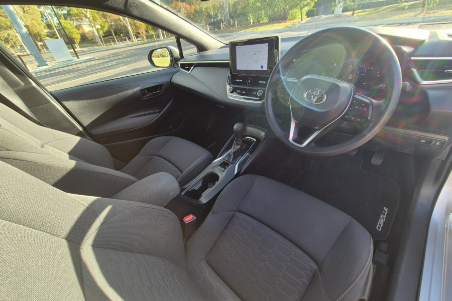 2022 Toyota Corolla ZWE219R  Ascent Sport Hybrid Hatch Image 10