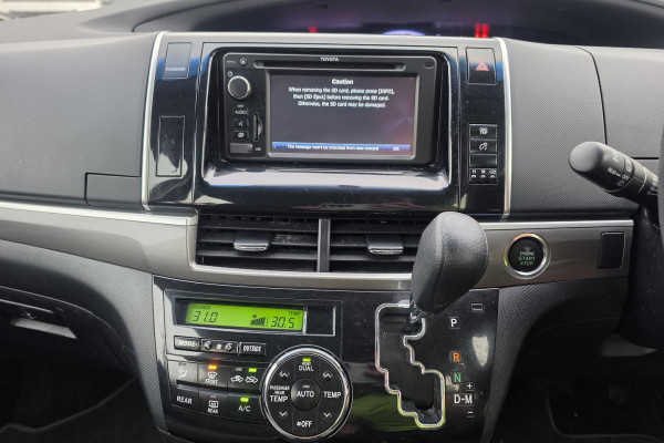 2016 Toyota Tarago ACR50R GLi People Mover Image 22