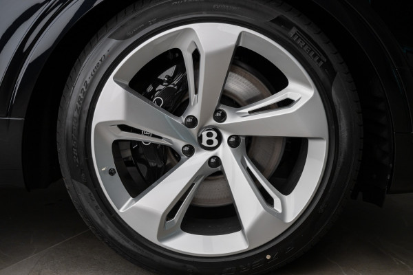 2026 Bentley Bentayga 4V V8 SUV