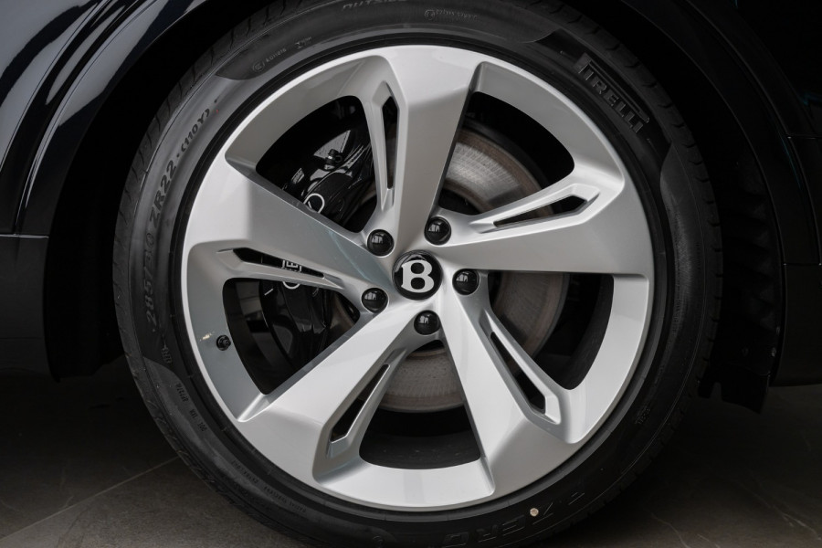 2026 Bentley Bentayga 4V V8 SUV