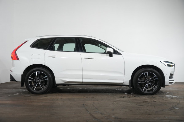2021 Volvo XC60 UZ D4 Momentum SUV image 4