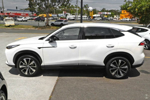 2025 MG HS AS33 Essence SUV Image 6