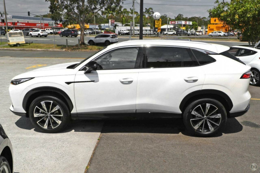 2025 MG HS AS33 Essence SUV Image 6