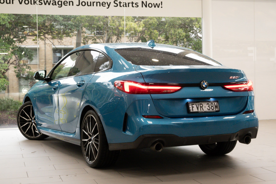 2022 BMW 2 Series F44 220i M Sport Sedan Image 2