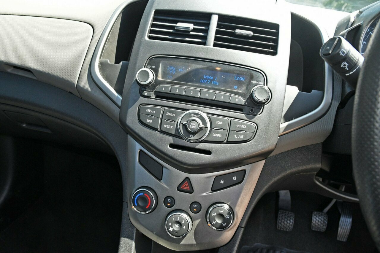 2012 Holden Barina TM Hatch Image 10