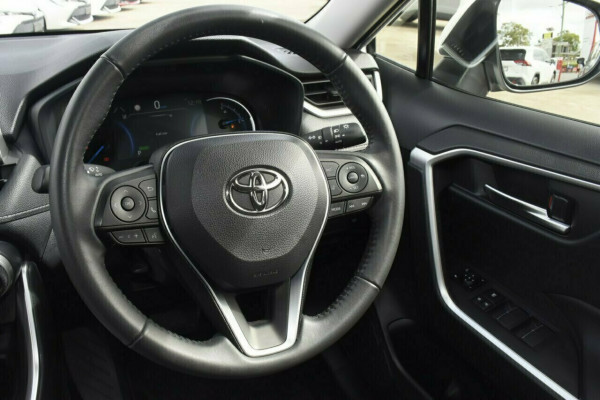2024 MYon Toyota RAV4 AXAH52R GXL SUV Image 6