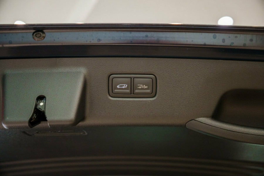 2026 MY27 Hyundai Staria hybrid US4.V4 LOUNGE 7 seat People Mover Image 8