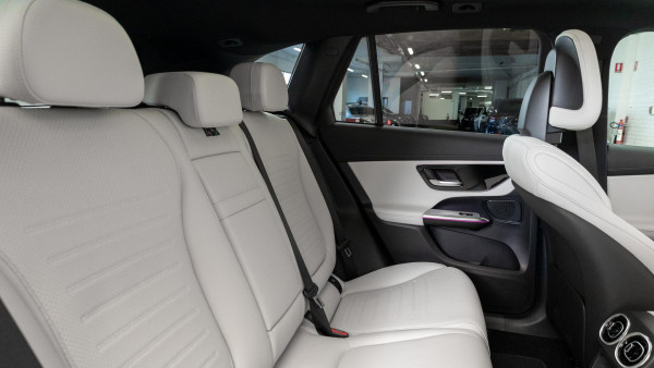 2026 Mercedes-Benz GLC-Class X254 GLC300 SUV image 9