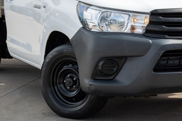 2023 Toyota HiLux TGN121R WorkMate Single-Cab Image 6