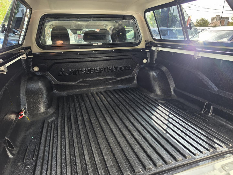 2022 MY22.5 Mitsubishi Triton MR GLX-R Ute Image 11