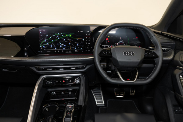 2026 Audi Q5 e-hybrid 270kW SUV image 7