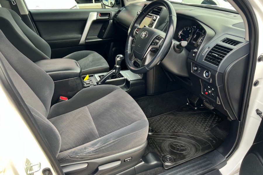 2018 Toyota LandCruiser Prado GDJ150R GXL SUV Image 23