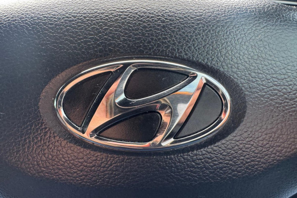 2019 MY20 Hyundai Veloster JS Turbo Hatch Image 18