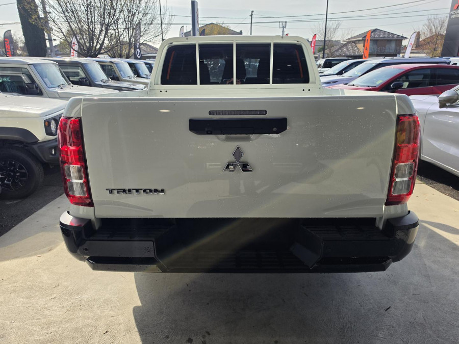 2026 Mitsubishi Triton MV GLX Ute Image 6