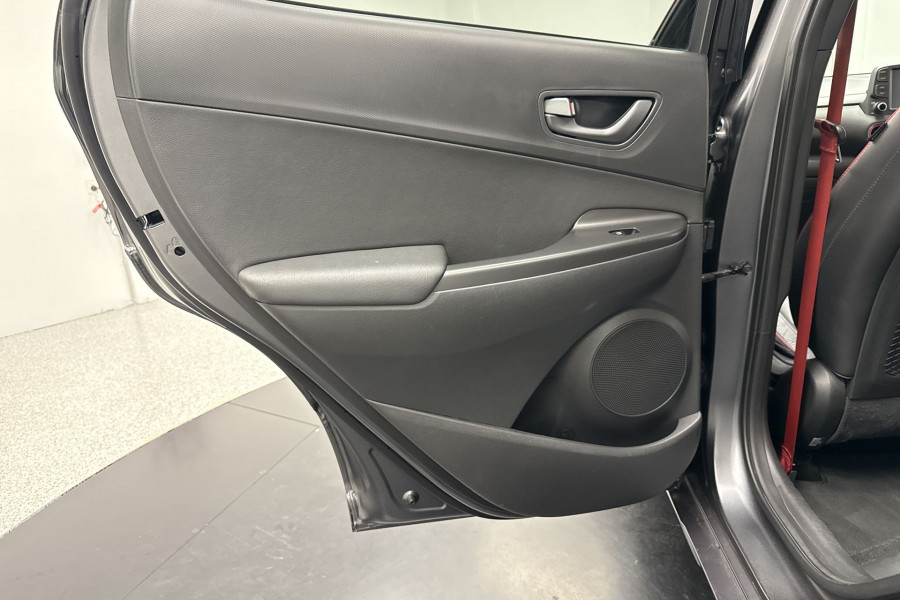 2019 Hyundai KONA OS.2 Iron Man Edition SUV Image 14
