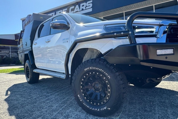 2023 Toyota HiLux GUN126R SR5 Cab Chassis Image 2