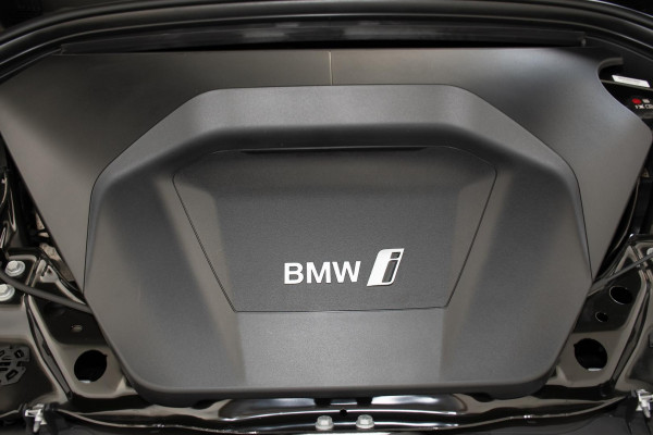 2024 BMW iX2 U10 eDrive20 M Sport SUV image 21