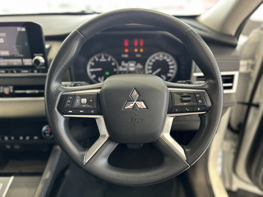 2023 MY24 Mitsubishi Outlander ZM ES SUV Image 10