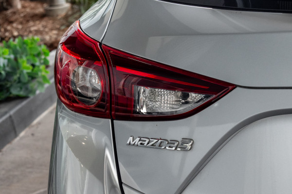 2016 Mazda 3 BM5478 Neo Hatch image 21