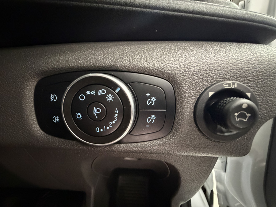 2020 MY20.5 Ford Transit VO 410L Bus Image 18