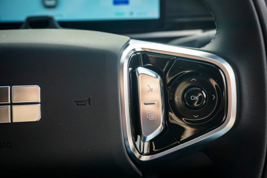 2025 MY26 Geely Starray EM-i P145 Complete SUV Image 18