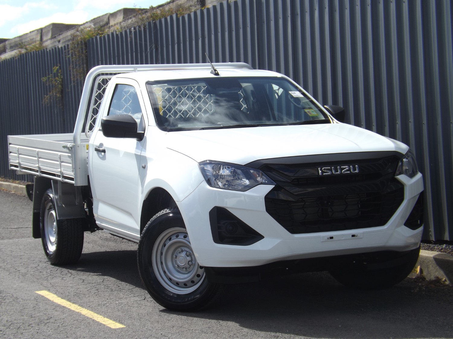 2025 ISUZU D-MAX SX HIGH RIDE RG CAB CHASSIS AUTOMATIC 4X2