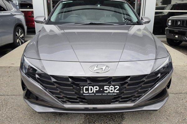 2021 Hyundai i30 CN7.V1 Elite Sedan Image 2