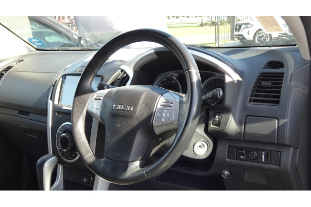 2016 MY15.5 Isuzu MU-X UC MY15.5 LS-U 4X2 SUV Image 15