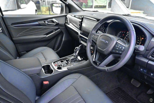 2025 Isuzu MU-X RJ LS-T SUV Image 5