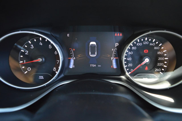 2018 Jeep Compass Limited 8 of 26