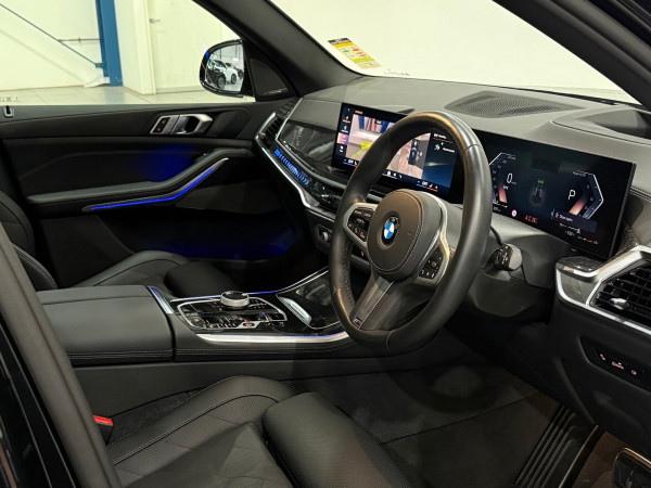 2025 BMW X5 G05 LCI xDrive40i M Sport SUV image 11
