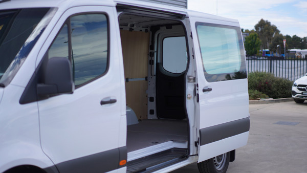 2024 MY25 Mercedes-Benz Sprinter VS30 315CDI MWB Van image 11