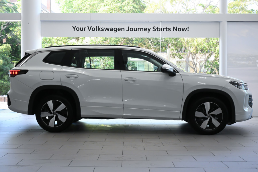 2025 Volkswagen Tayron R4 150TSI Life SUV Image 3