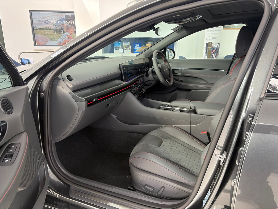 2026 Hyundai Sonata DN8.V4 N Line Sedan Image 9