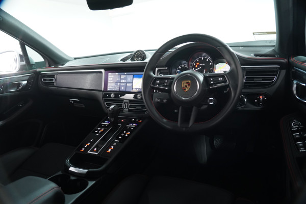 2022 Porsche Macan GTS SUV Image 23