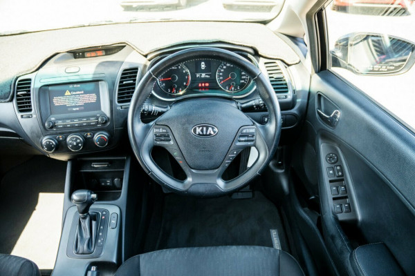 2015 Kia Cerato YD S Premium Hatch Image 10