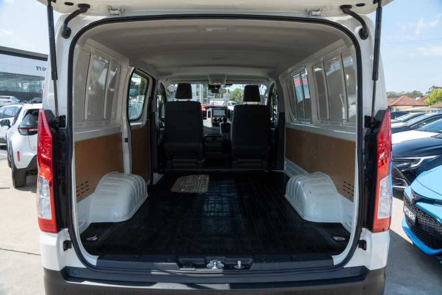 2024 Toyota HiAce GDH300R  Van Image 20