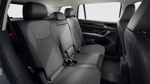 2025 Volkswagen Tayron R4 150TSI Life SUV image 12