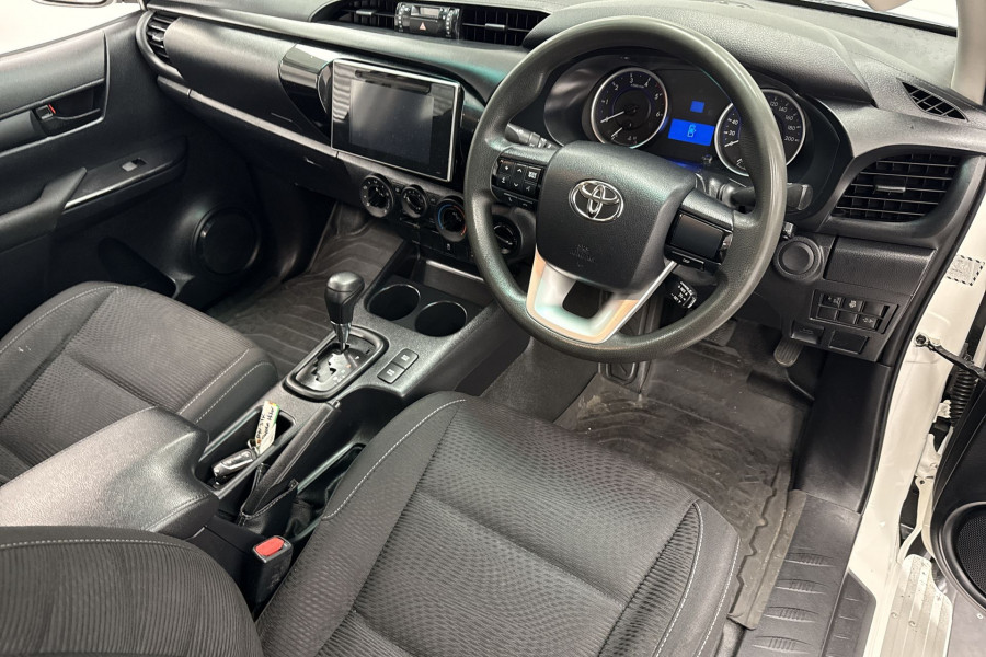 2018 Toyota HiLux GUN126R SR Cab Chassis Image 15
