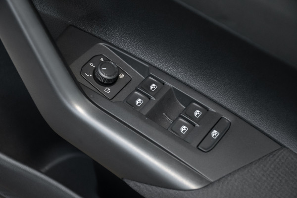2025 MY26 Volkswagen Polo Hatch image 16