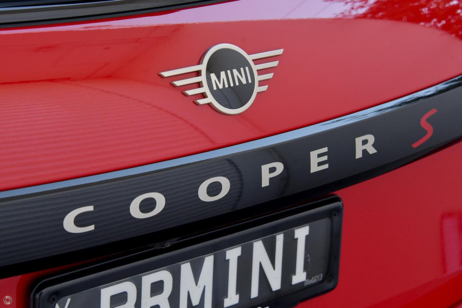 2026 MY25 MINI Cooper F65 S Favoured Hatch