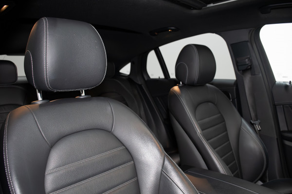 2022 Mercedes-Benz GLC-Class GLC43 AMG SUV Image 4