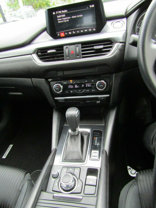 2017 Mazda 6 GL1031 Sport SKYACTIV-Drive Wagon Mobile Image 13