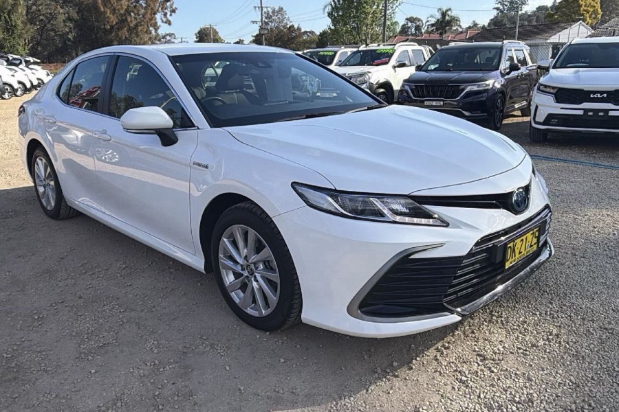 2024 Toyota Camry AXVH70R Ascent Sedan Image 1